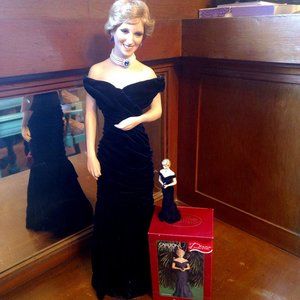 Ashton Drake Princess Diana Navy Blue dress